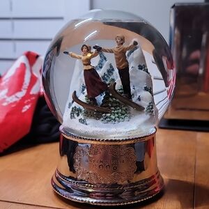 White Barn Snow Globe with Skaters - Silver and Brown